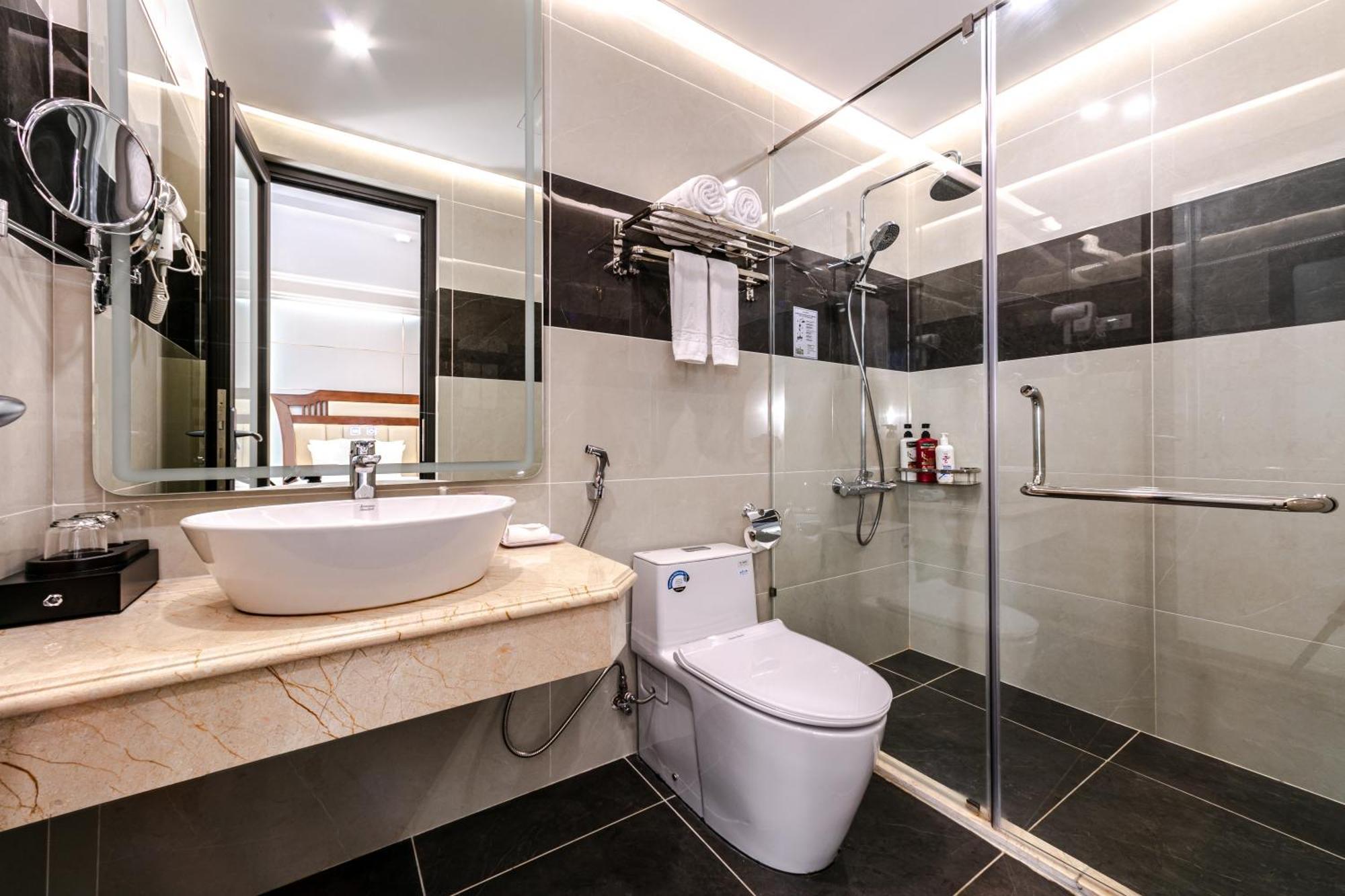 A25 Hotel - 16 Mieu Dam Ханой Екстер'єр фото
